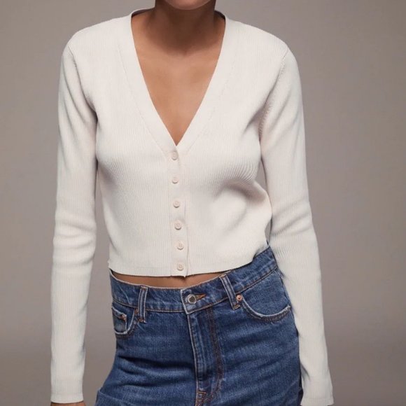 Zara Tops - BNWOT Zara CROPPED KNIT CARDIGAN